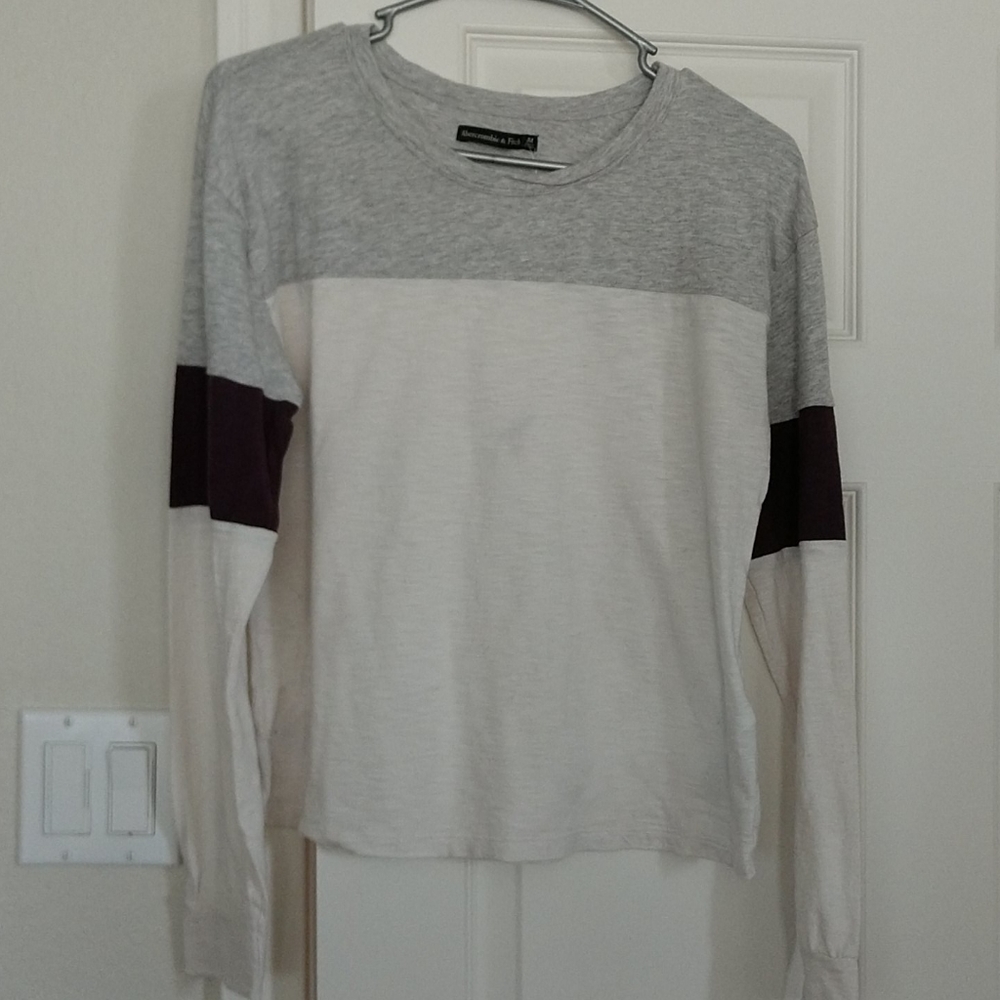 long sleeve t-shirt